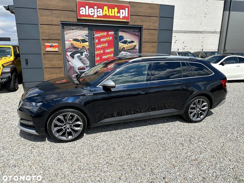 Skoda Superb 2.0 TDI SCR 4x4 Scout DSG - 1