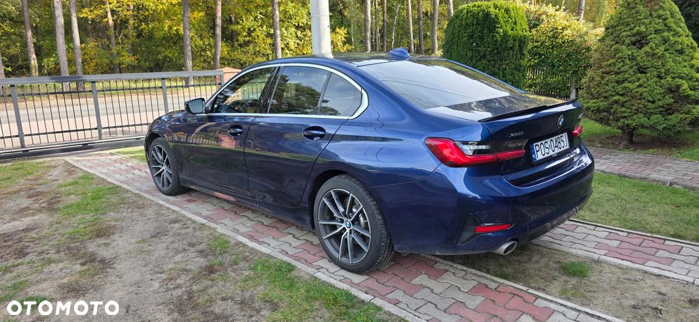 BMW Seria 3 330i Sport Line - 6