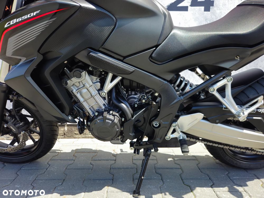 Honda CB - 30
