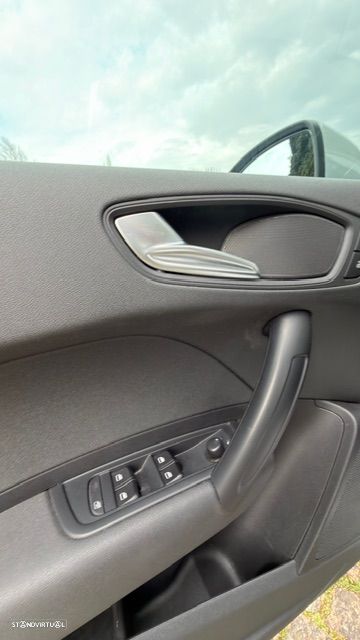 Audi A1 Sportback 1.6 TDI Advance Business Line - 28