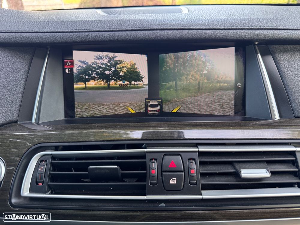 BMW 740 d - 40