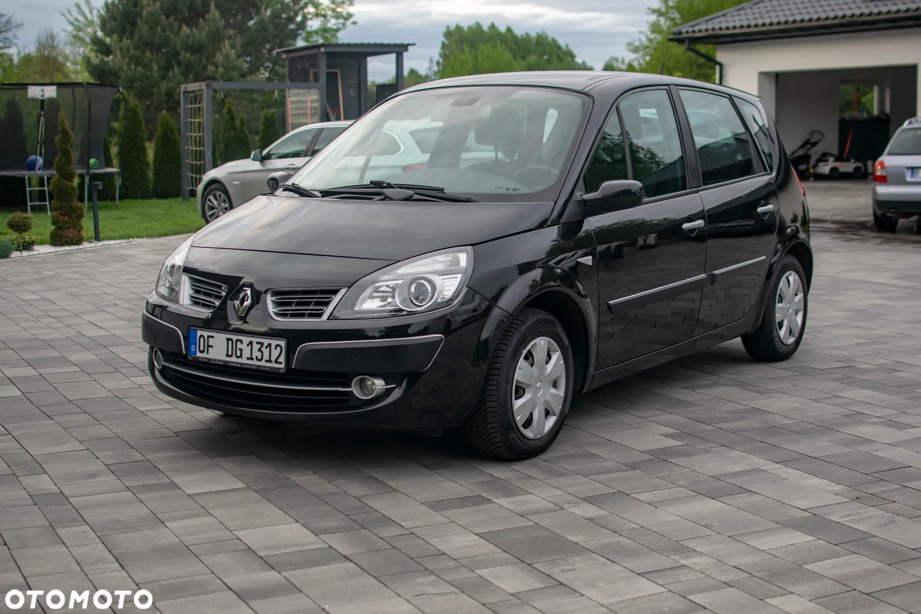 Renault Scenic - 31