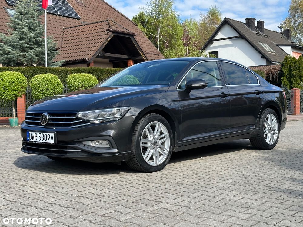 Volkswagen Passat 2.0 TDI Elegance DSG - 4