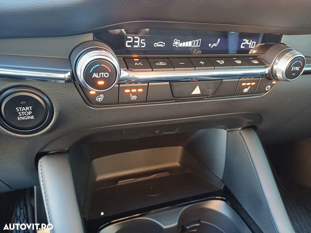 Mazda 3 e-Skyactiv X186 MHEV Center-Line - 18