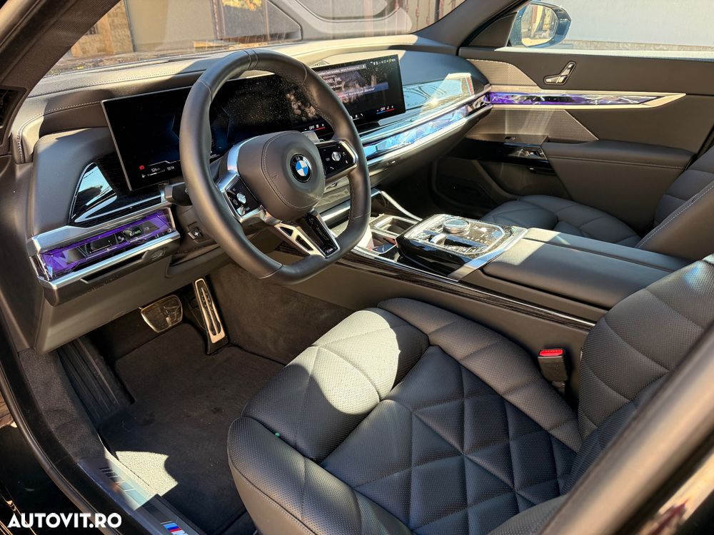 BMW Seria 7 740d xDrive MHEV - 7
