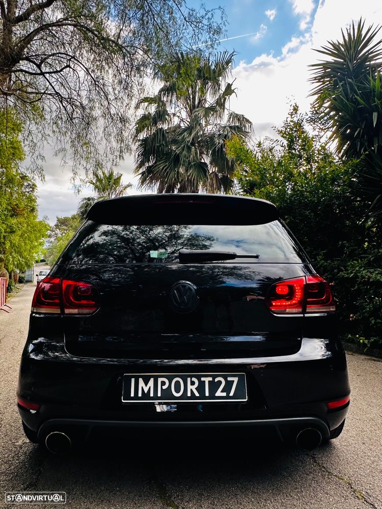 VW Golf 2.0 GTI DSG - 7