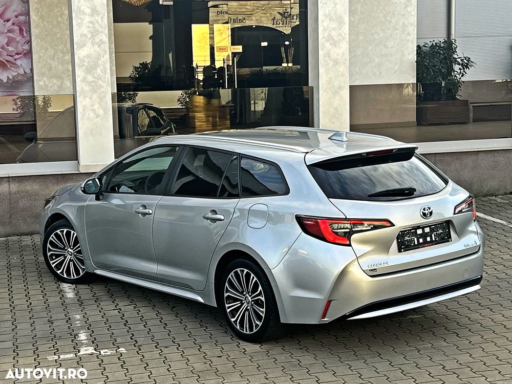 Toyota Corolla 1.8 HSD Exclusive interior Negru - 6