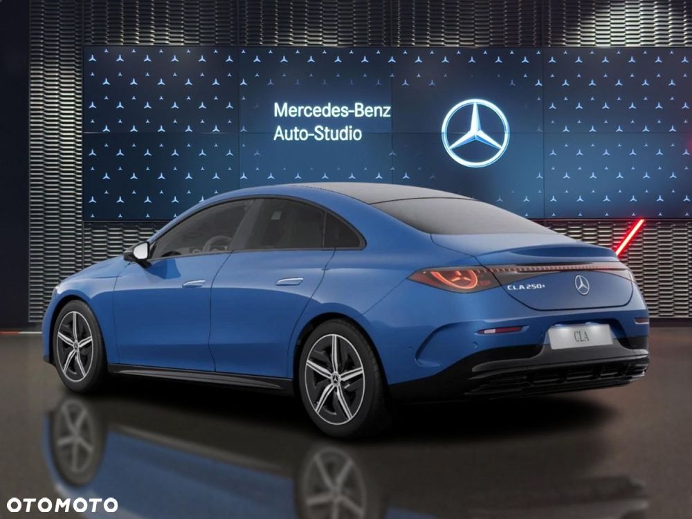 Mercedes-Benz CLA - 5