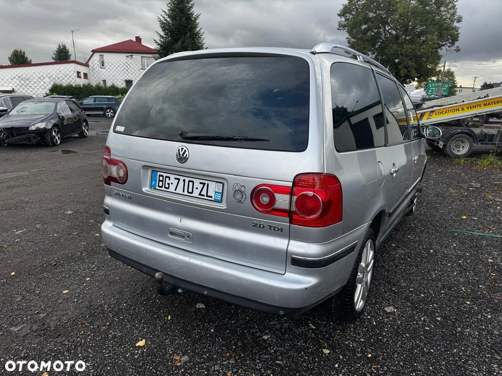Volkswagen Sharan 2.0 TDI Comfortline - 10