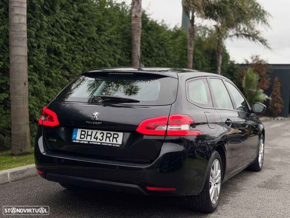 Peugeot 308 SW BlueHDi 130 EAT8 Style - 4