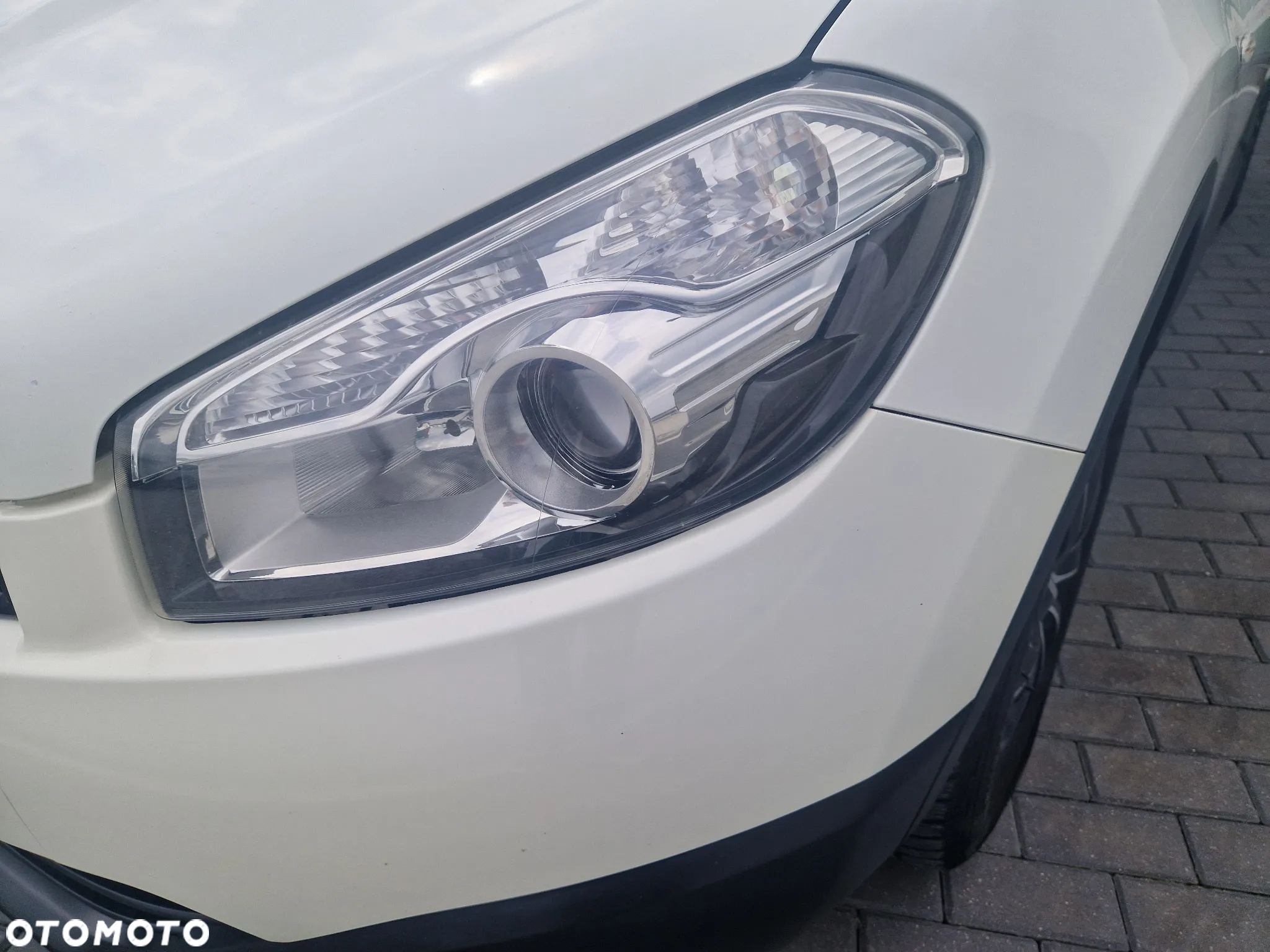 Nissan Qashqai 1.6 DCi 4x4 Black Edition EU6 - 8