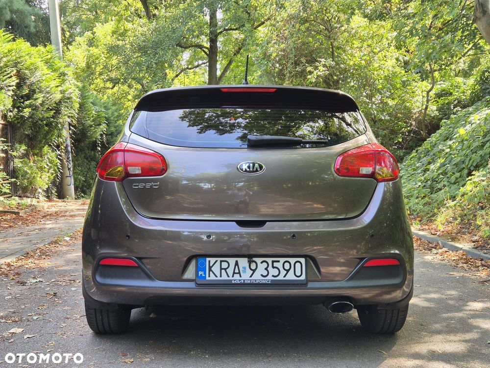 Kia Ceed 1.6 GDI M - 11