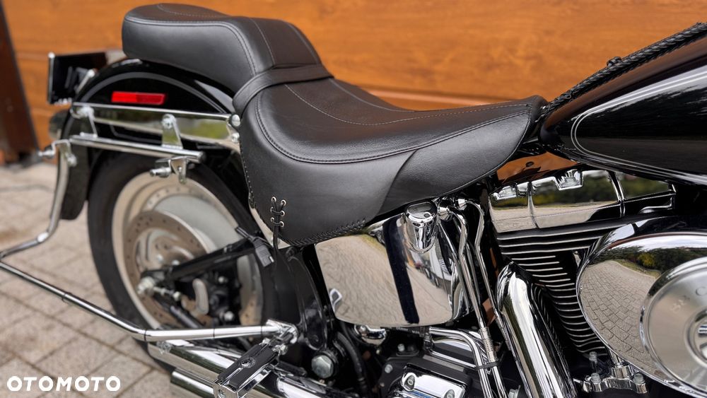 Harley-Davidson Softail Fat Boy - 32