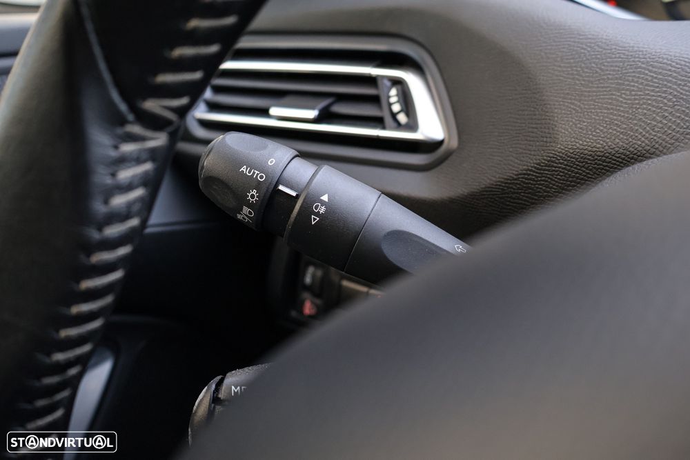 Peugeot 308 PureTech 110 Stop & Start Active Pack - 29