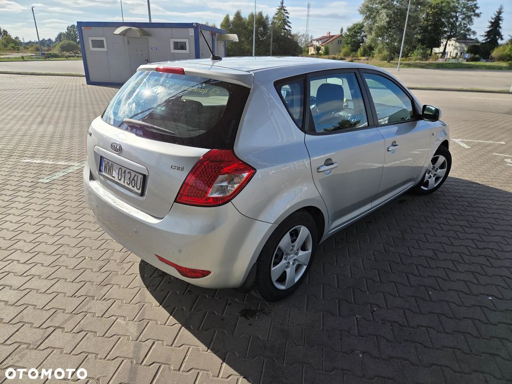 Kia Ceed Cee'd 1.6 Crdi Comfort - 6
