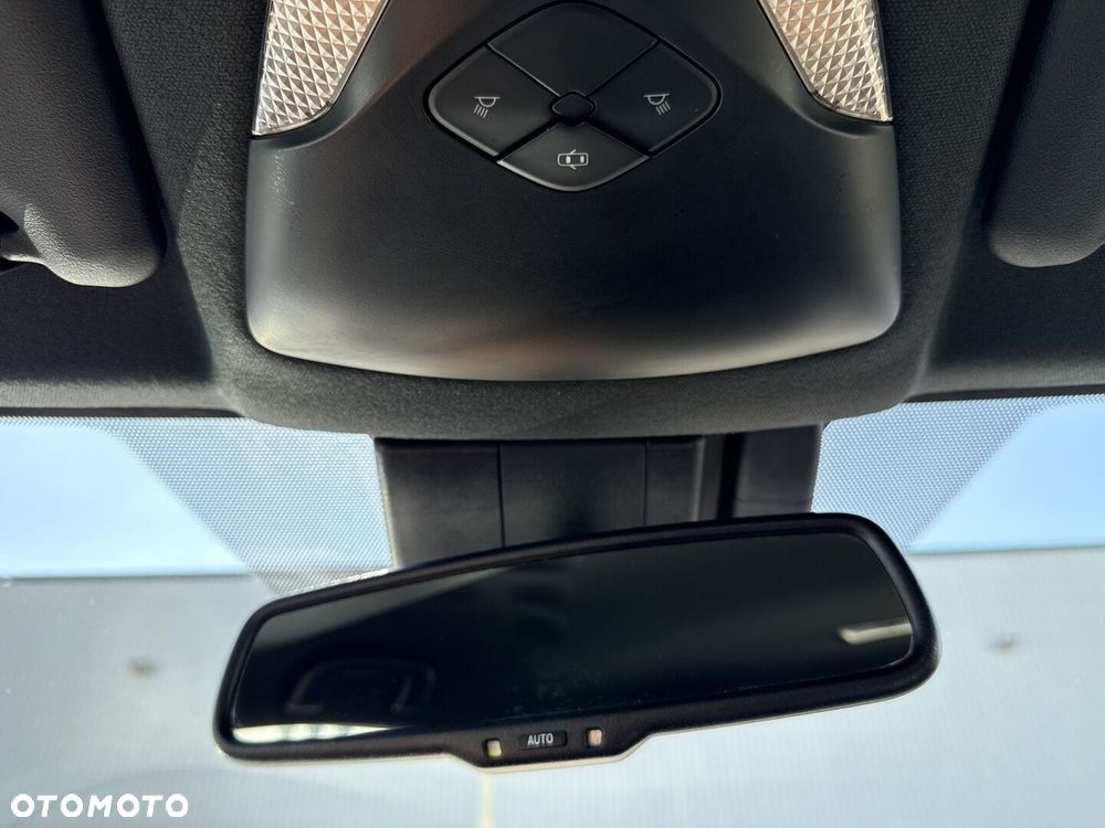 Toyota C-HR 1.2 T GPF Premium - 25