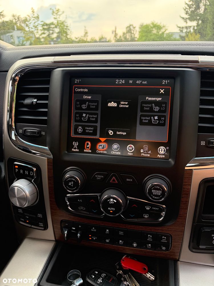 Dodge RAM 5.7 4x4 - 14