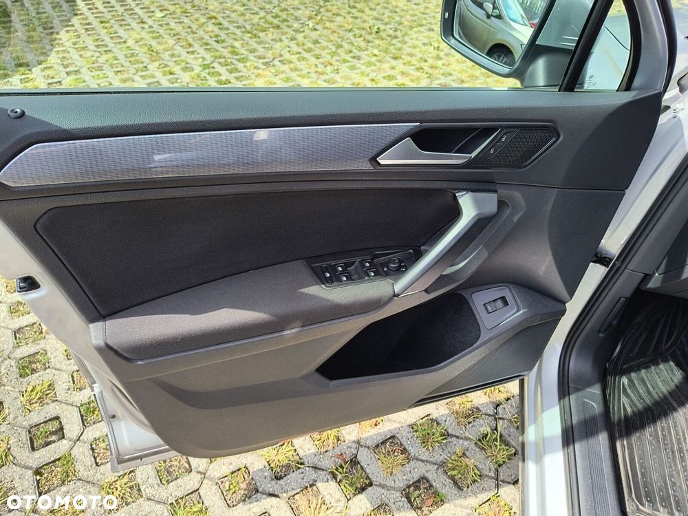 Volkswagen Tiguan 1.5 TSI EVO Life - 25