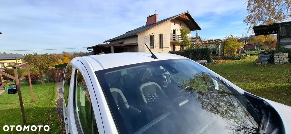 Citroën Berlingo Multispace BlueHDi 120 S&S SHINE - 28