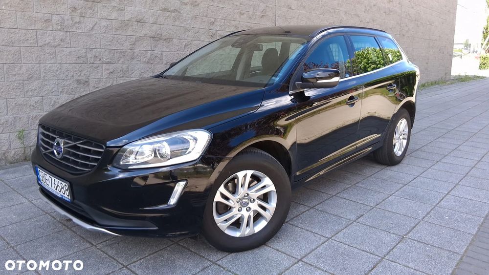 Volvo XC 60 ver-2-4d-awd-momentum - 1