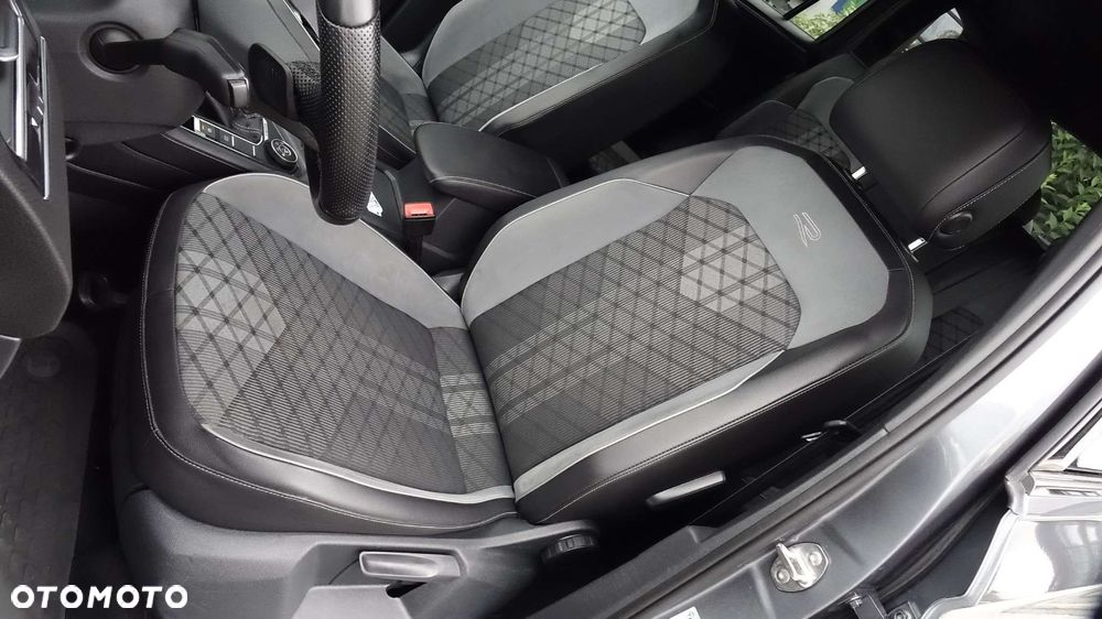 Volkswagen Tiguan - 22