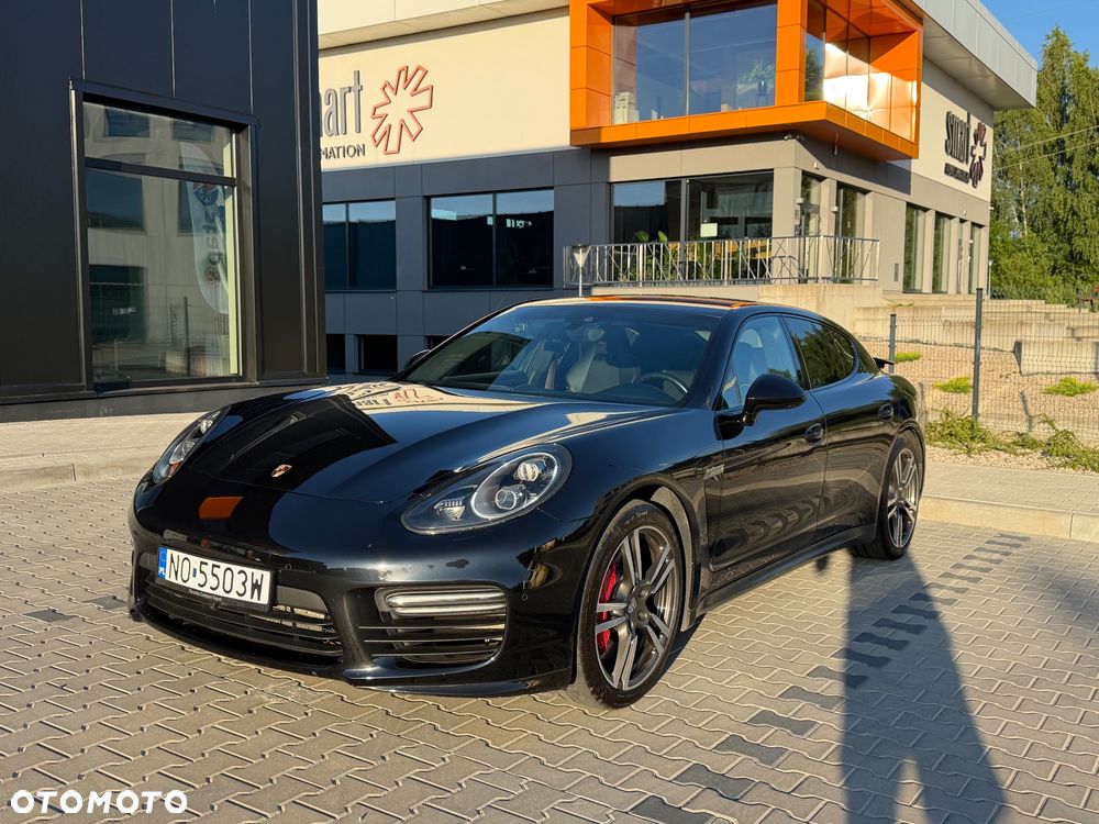 Porsche Panamera GTS - 2