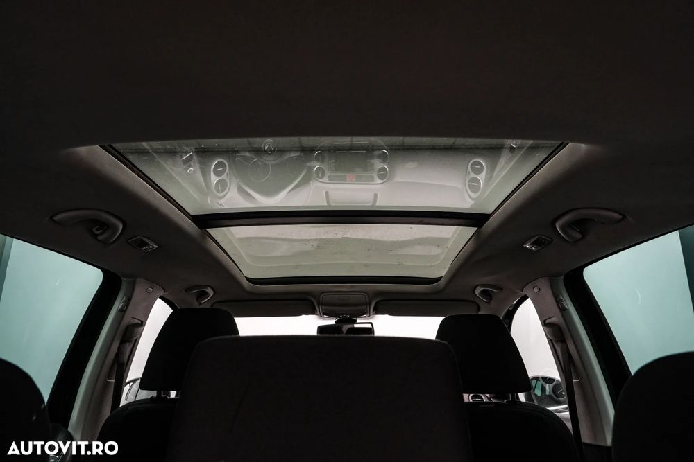 Volkswagen Tiguan 2.0 TDI 4Motion Sport & Style - 8