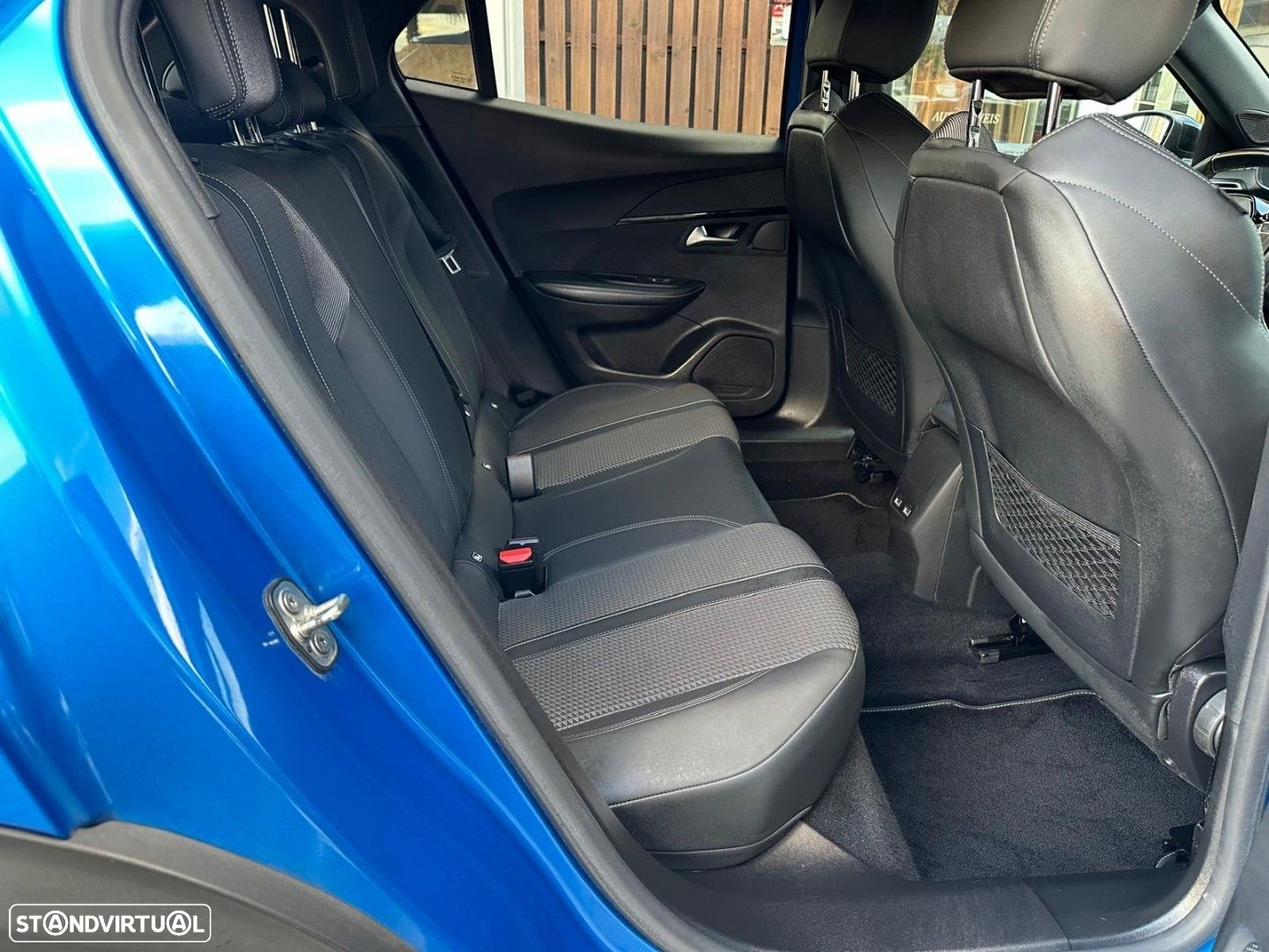 Peugeot 2008 1.5 BlueHDi GT Line - 37