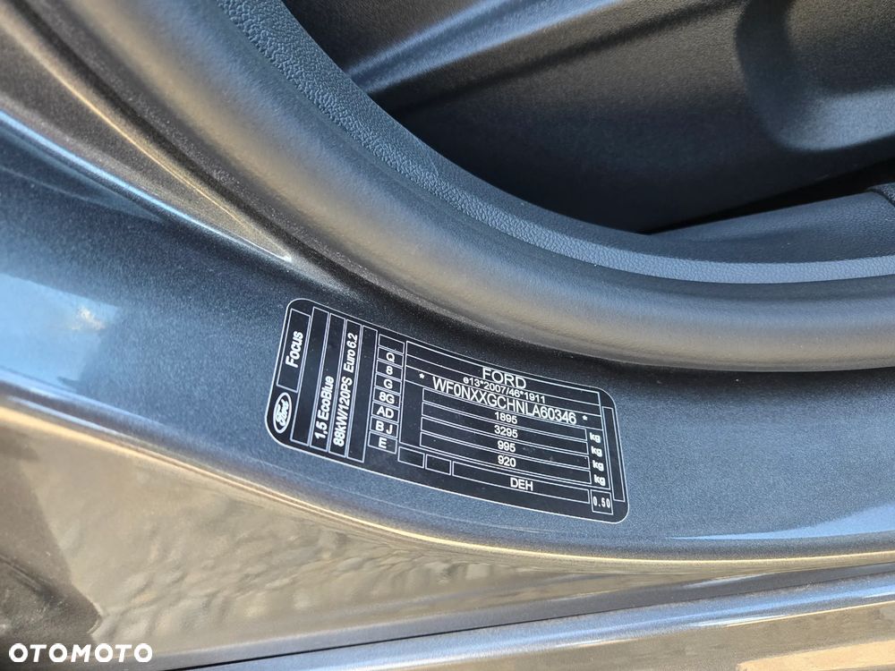 Ford Focus 1.5 EcoBlue Start-Stopp-System ST-LINE VIGNALE - 19