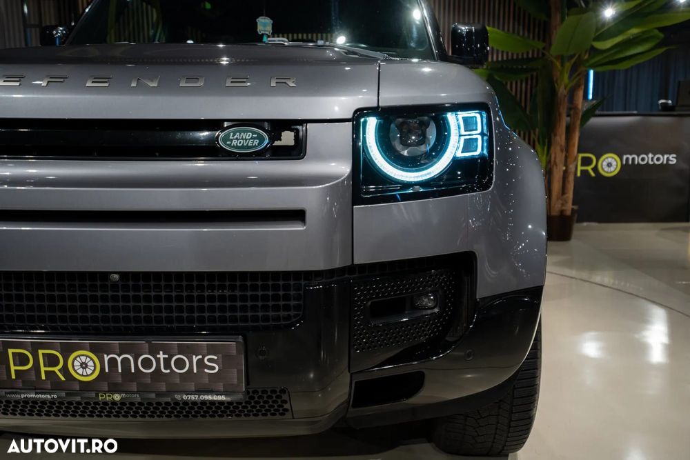 Land Rover Defender - 8