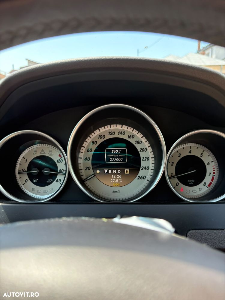 Mercedes-Benz C 250 CGI Automatik BlueEFFICIENCY Elegance - 15