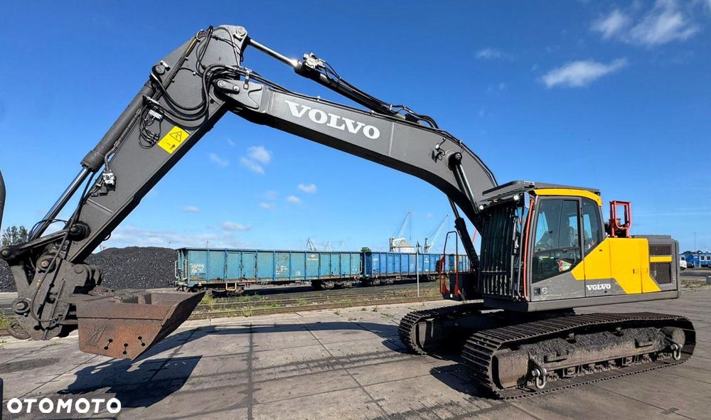 Volvo EC200el - 1