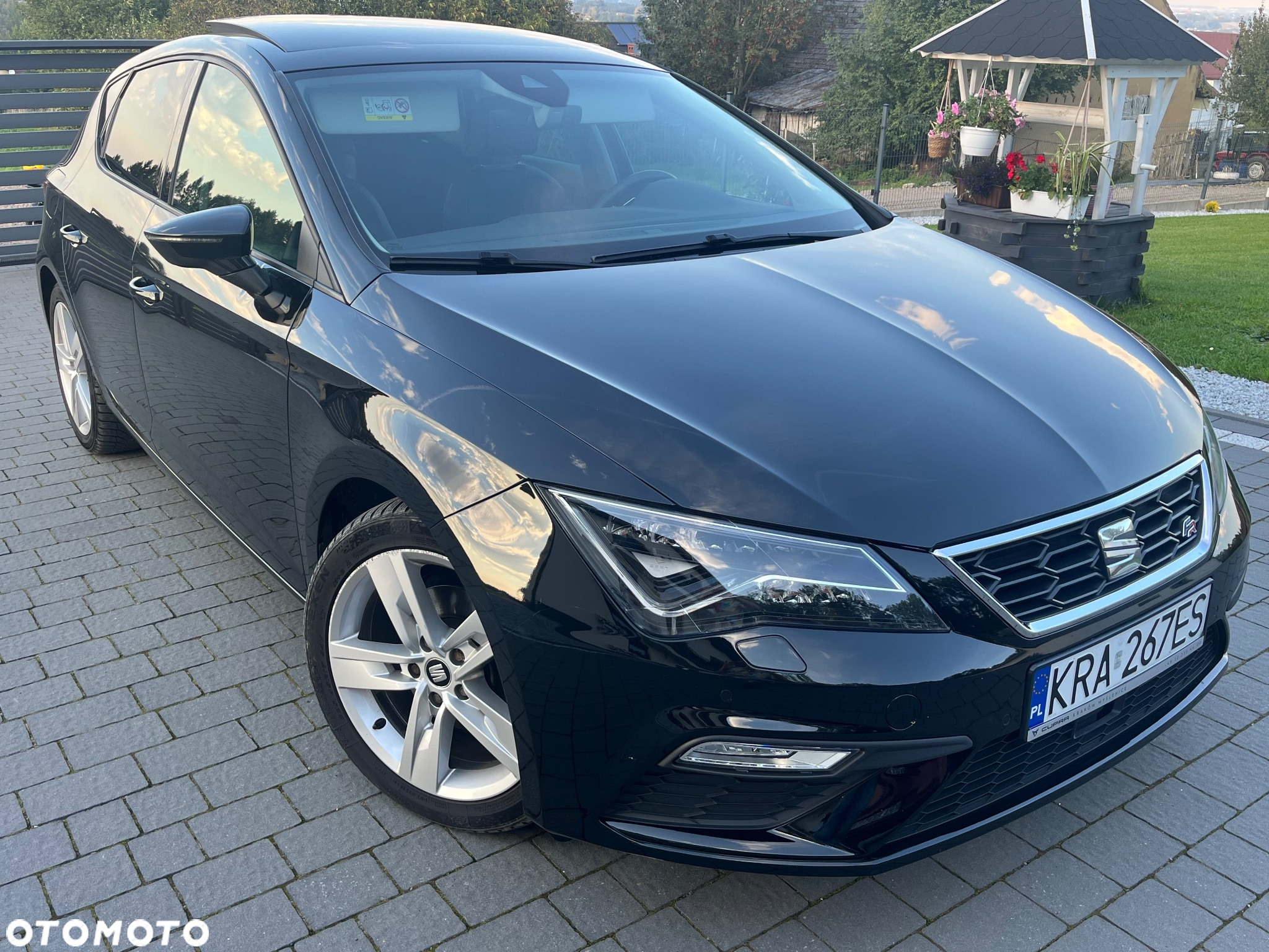 Seat Leon 2.0 TDI DPF Ecomotive DSG FR - 3