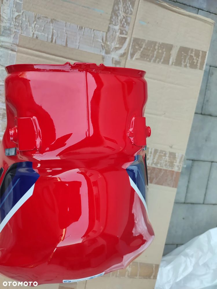 Bak, zbiornik paliwa Honda CBR 1000RR SC82 - 15