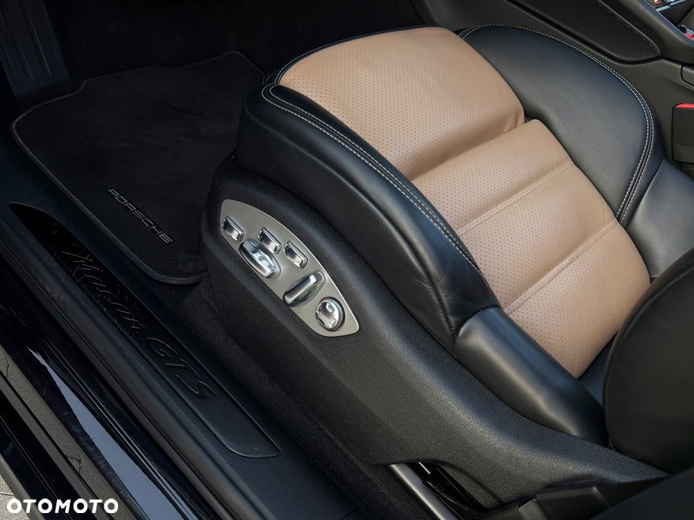 Porsche Macan GTS - 20