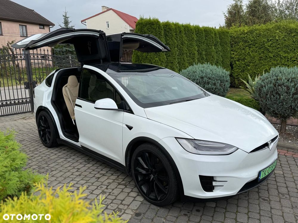 Tesla Model X Long Range Plus - 9