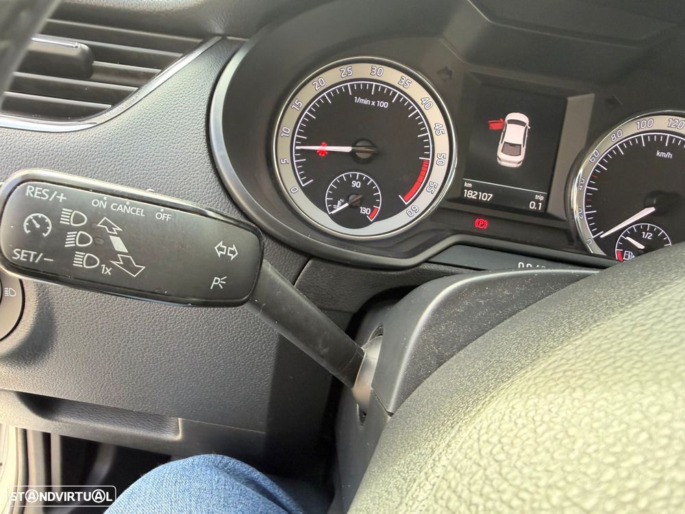 Skoda Octavia 1.6 TDI Style - 19