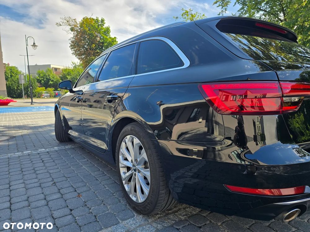 Audi A4 Avant 2.0 TDI design - 31