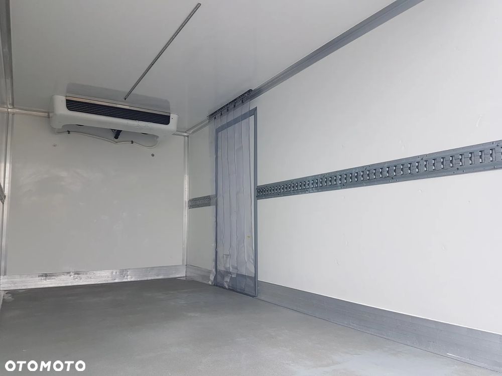 Renault MASTER 8EP CHŁODNIA MROŹNIA 4,21x2,11x2,01 IZOTERMA AGREGAT THERMO KING V-500 MAX GRZANIE ZASILANIE Z SILNIKA + ELEKTRYCZNE KRAJOWY - 24
