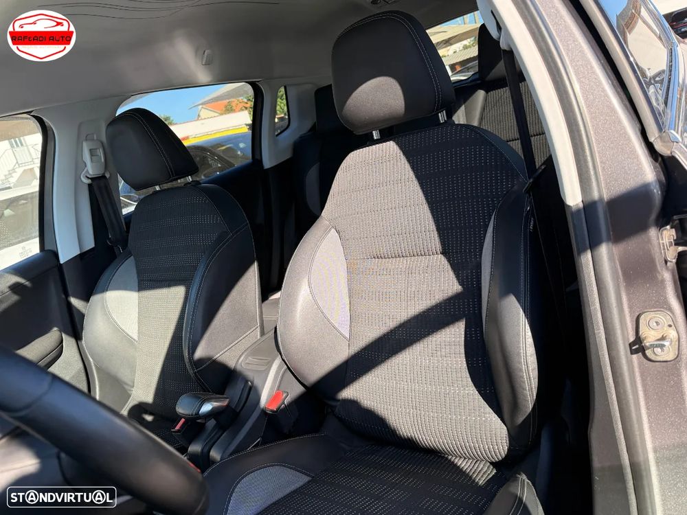 Peugeot 2008 1.6 e-HDi Allure - 11