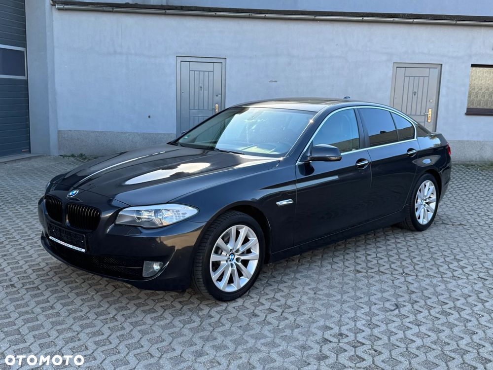 BMW Seria 5 520d - 14