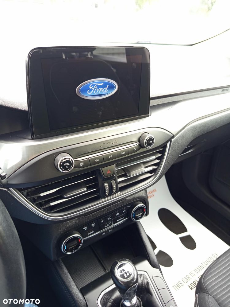 Ford Focus - 23