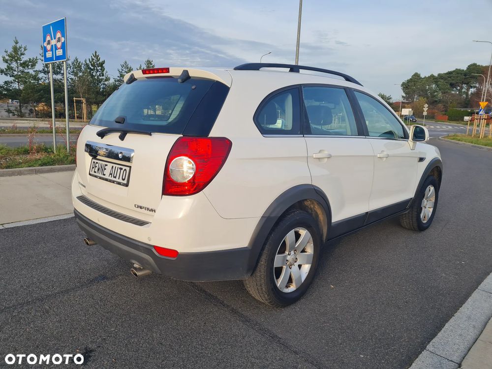 Chevrolet Captiva 2.4 FWD LT - 4