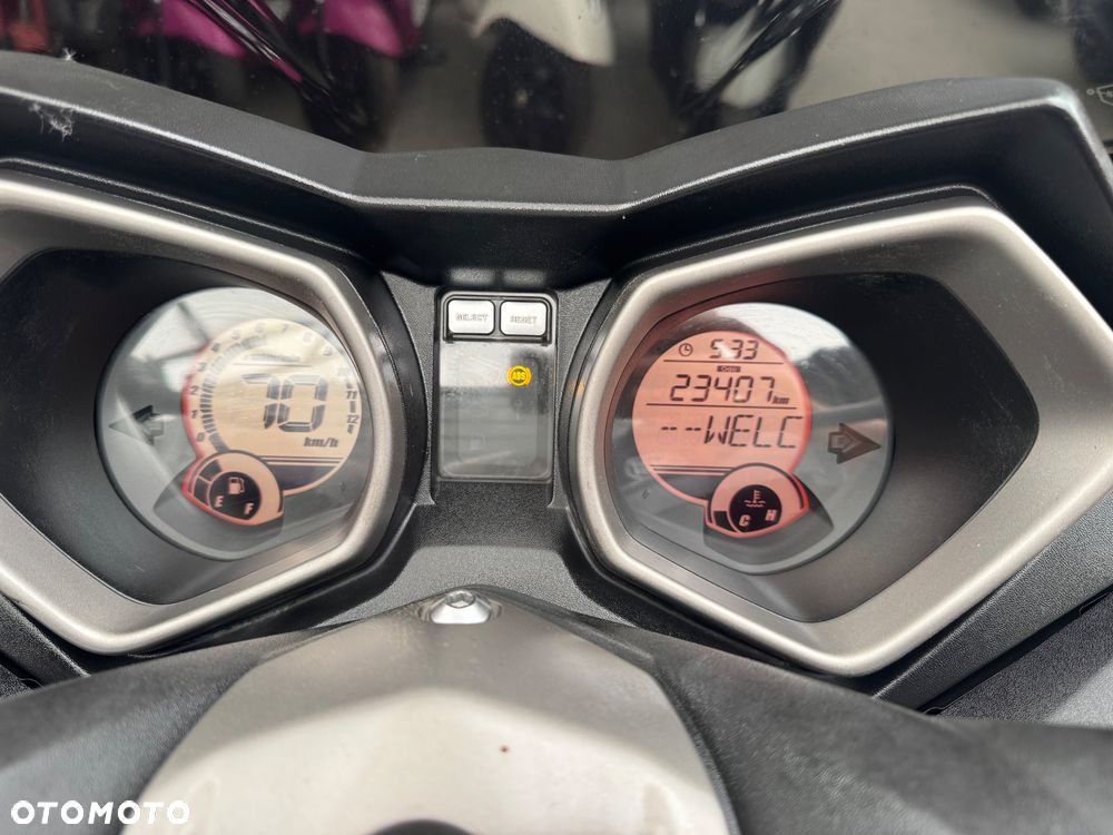 Yamaha X-max - 14
