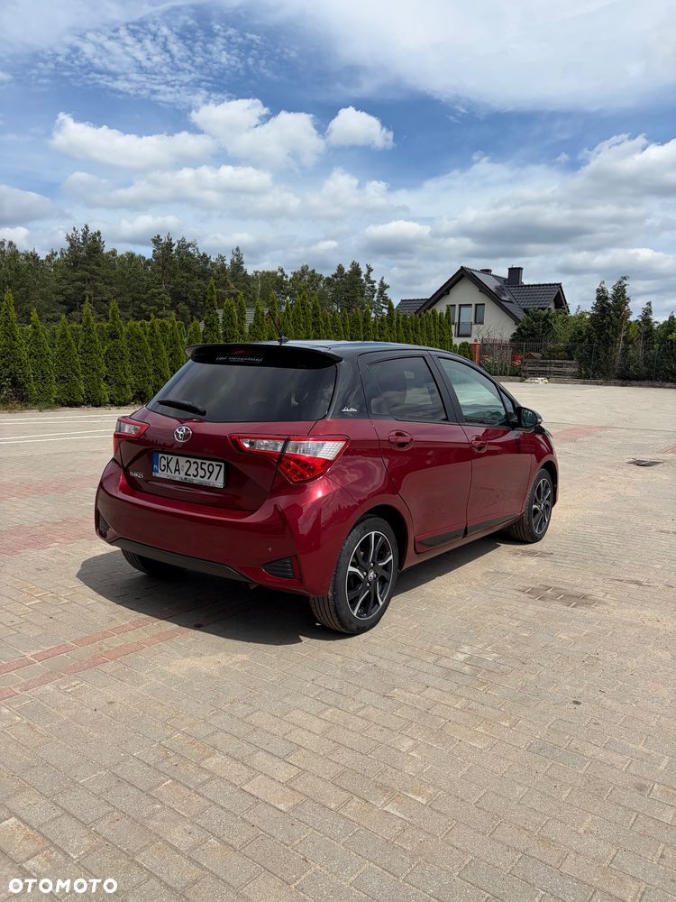 Toyota Yaris 1.5 Premium - 5