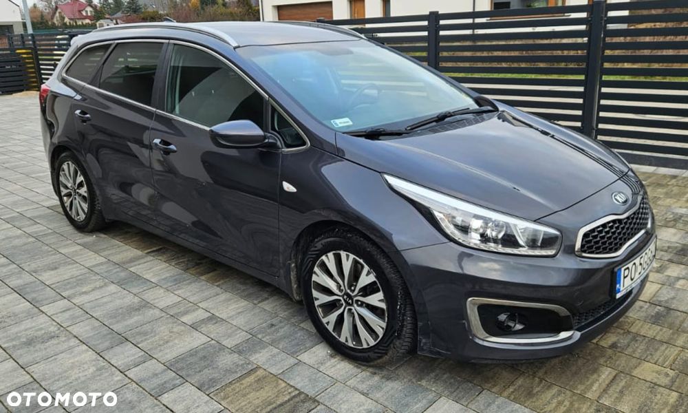 Kia Ceed - 3