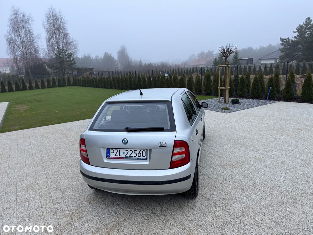 Skoda Fabia 1.2 HTP Classic - 8