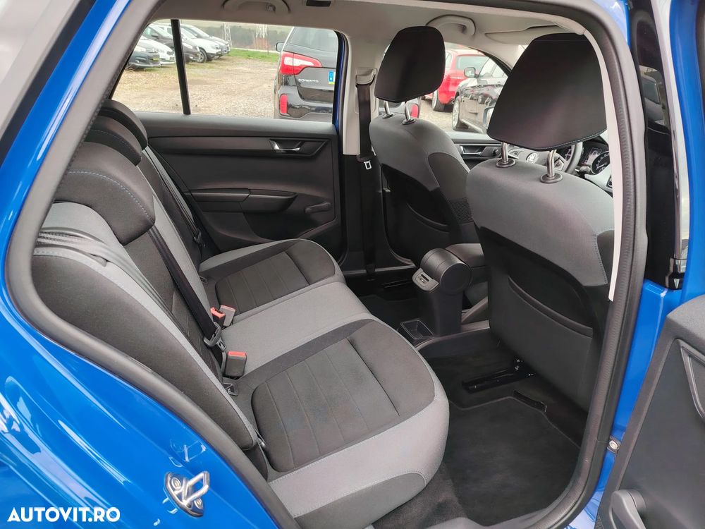 Skoda Fabia 1.0 TSI Ambition - 8