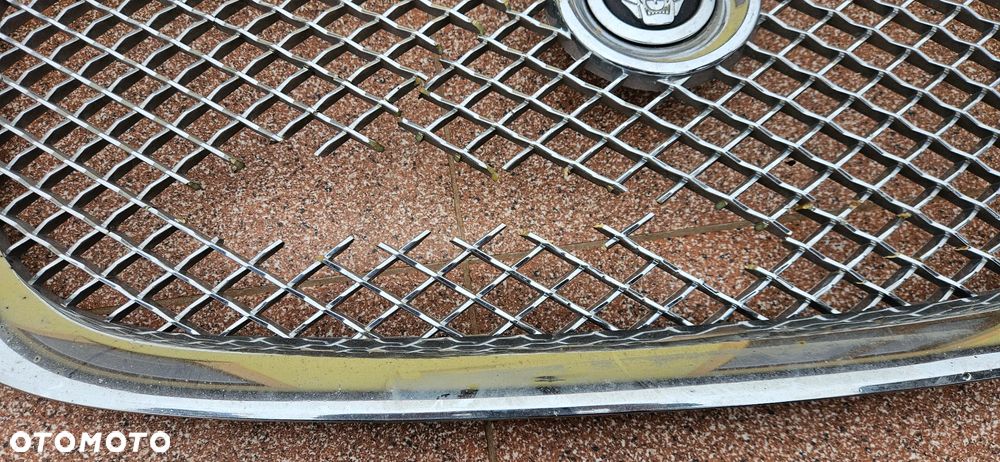 Jaguar XJ 351 LIFT 2010-2015 Atrapa zderzaka przedniego Grill Kratka środkowa znaczek emblemat logo - 4