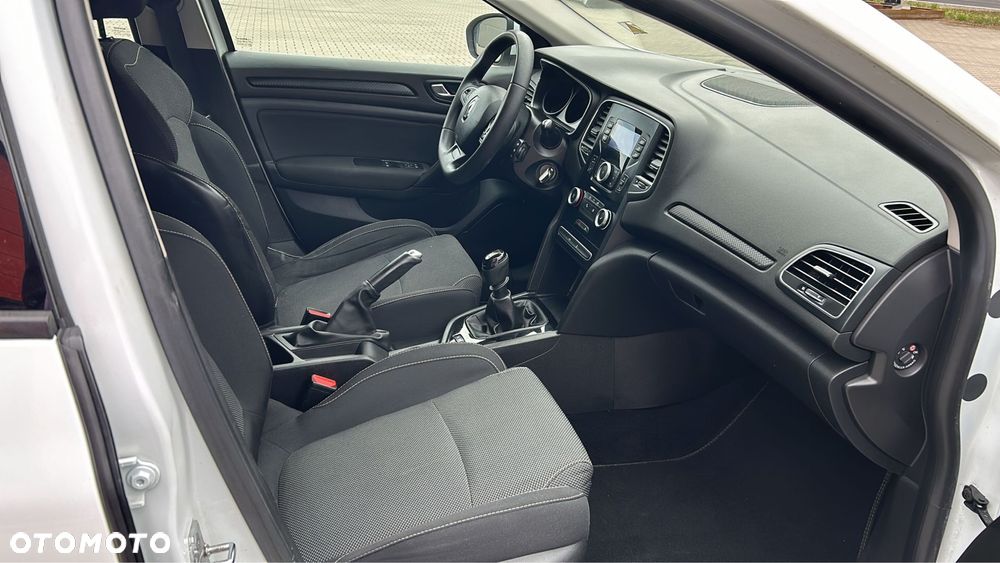 Renault Megane - 5